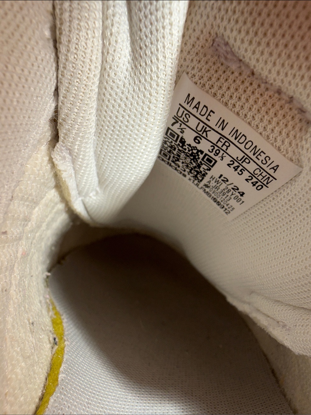adidas Women's White Sneakers with Yellow Stripes - Picture 5 of 5